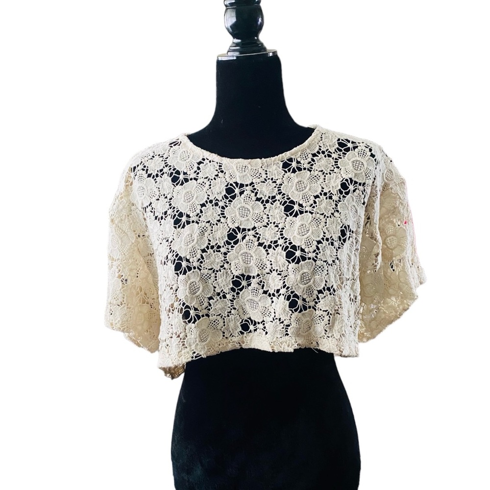 Cotton Lace Crop Top